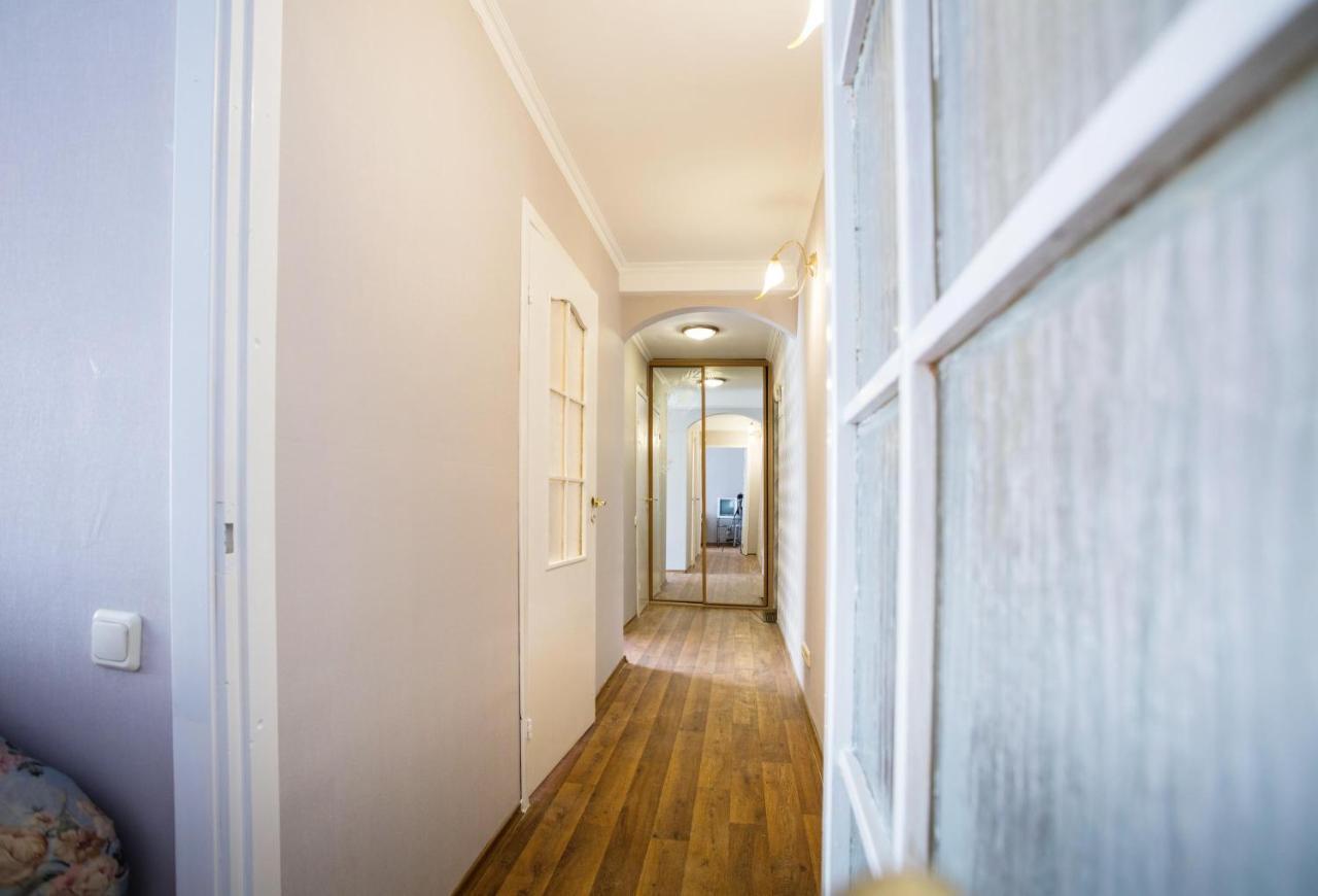 Apartment Near Metro Pecherskaya Kiev Dış mekan fotoğraf