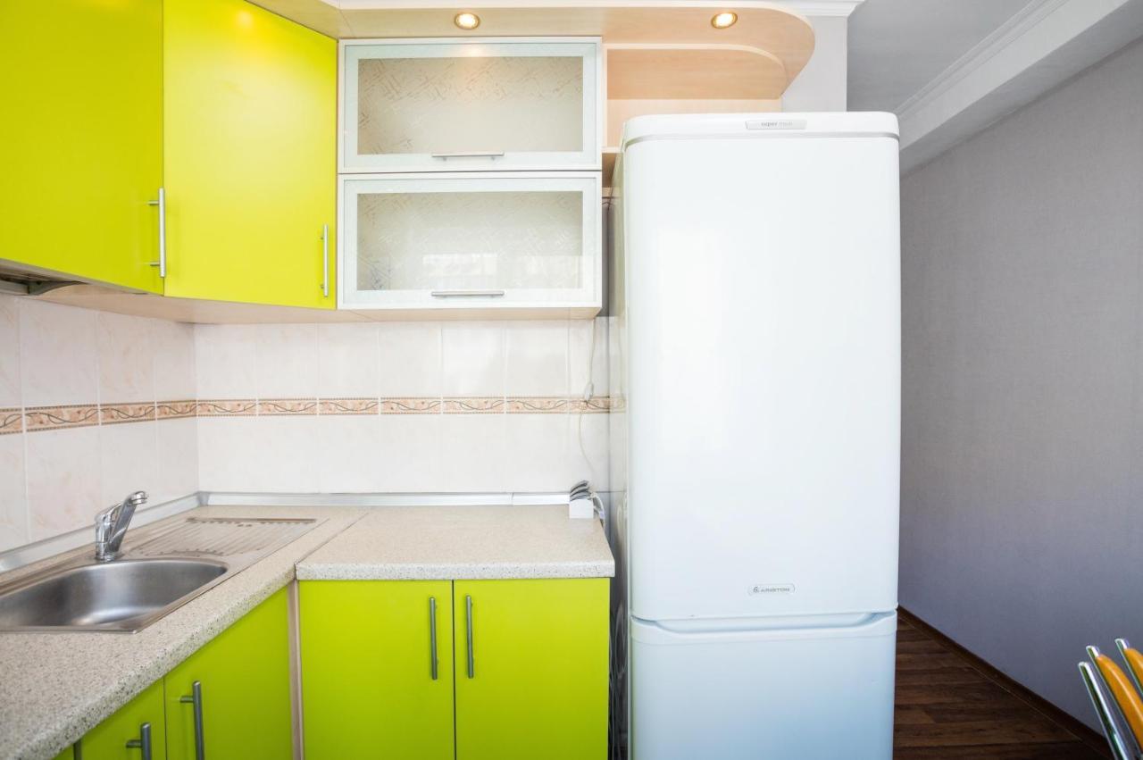 Apartment Near Metro Pecherskaya Kiev Dış mekan fotoğraf