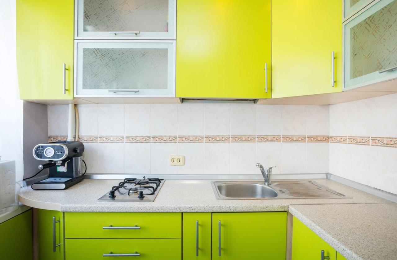 Apartment Near Metro Pecherskaya Kiev Dış mekan fotoğraf