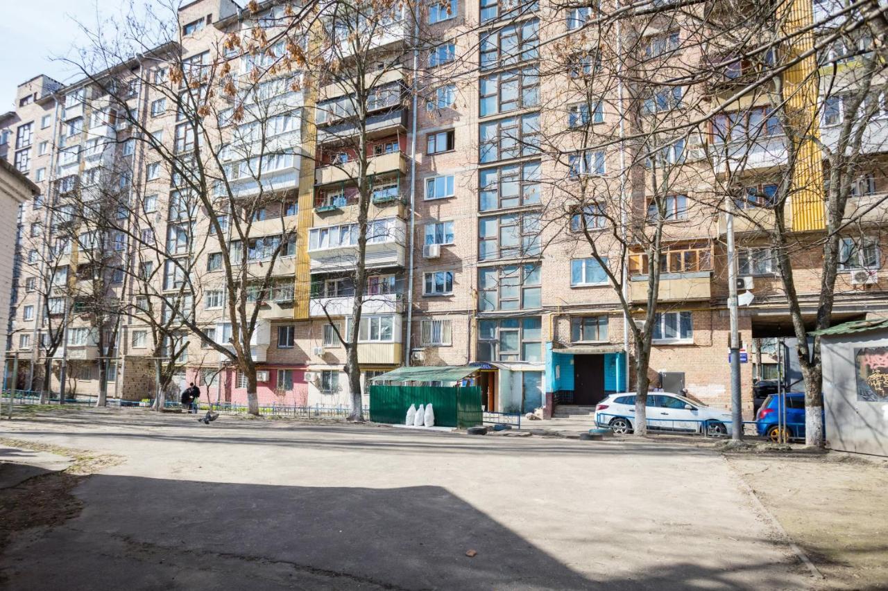 Apartment Near Metro Pecherskaya Kiev Dış mekan fotoğraf