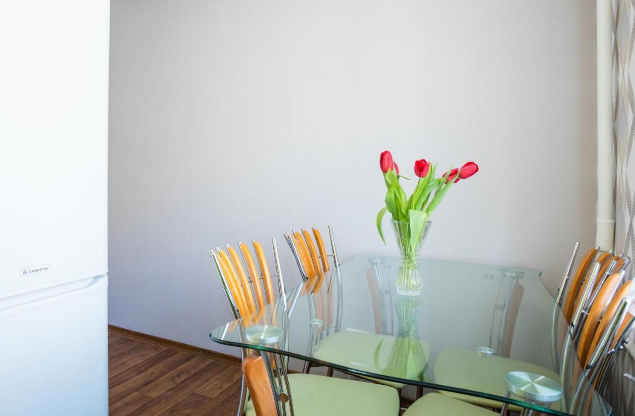 Apartment Near Metro Pecherskaya Kiev Dış mekan fotoğraf